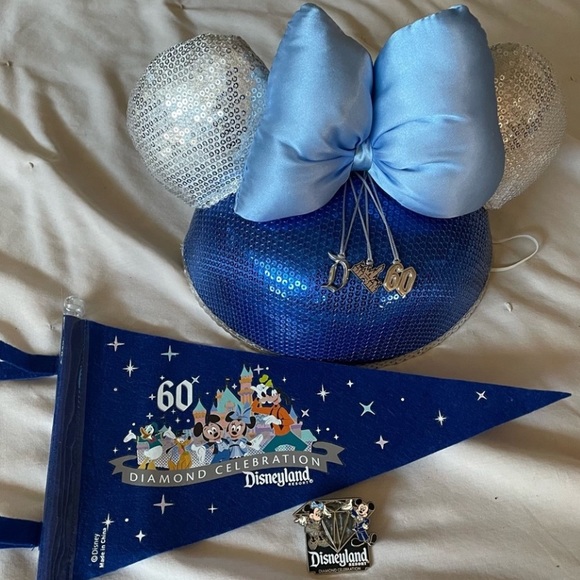 Disneyland 60th anniversary ears, pin and pennant. - Picture 1 of 7
